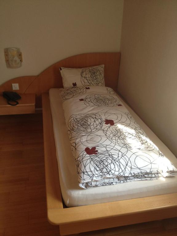 Cafe-Conditorei Hotel Huber Lichtensteig Стая снимка