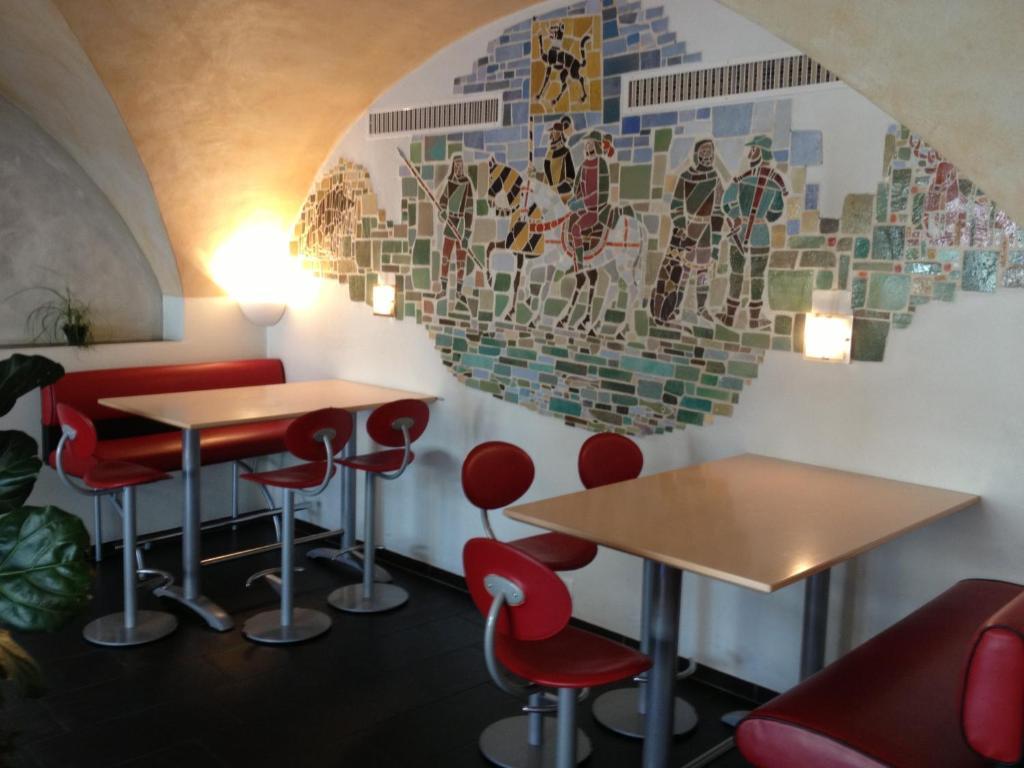 Cafe-Conditorei Hotel Huber Lichtensteig Екстериор снимка